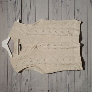 Moon & Madison Sweater vest